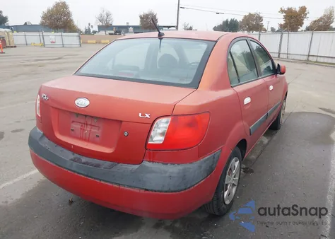 2008 Kia Rio Lx из США, поврежденный, VIN KNADE123386374401